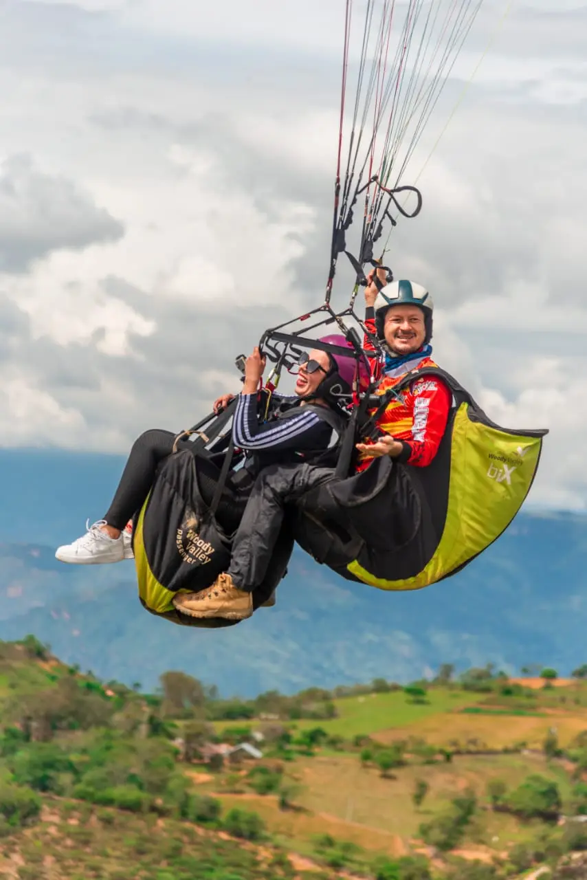 Parapente Villanueva sobre el cañón — foto 3